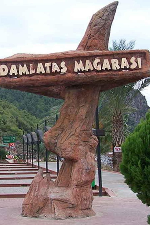 Side Mix Tour: Cabrio Safari & Green Canyon Boat & Waterfall - What the $33 price really covers