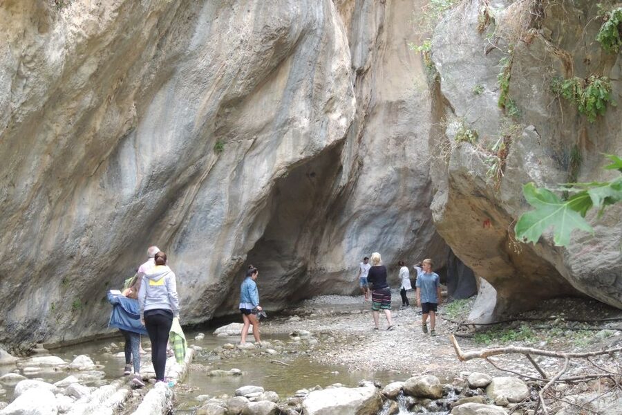 South Crete: Sarakinas Gorge Hike, Swim & Jeep Safari - Why this route works so well in one day