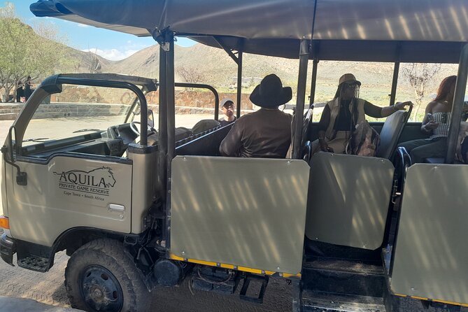 Sunset Safari Big 5 Aquila with Snacks and Wine Tasting - Snacks, wine, and the resort facilities