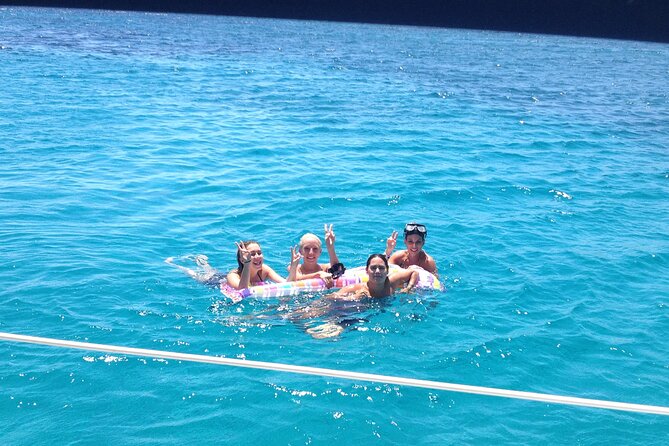 Sunset Sail Cruise to Rhenia, Mykonos Beach Safari, Dinner&Drinks - Leaving Agios Ioannis for Mykonos’ south coast