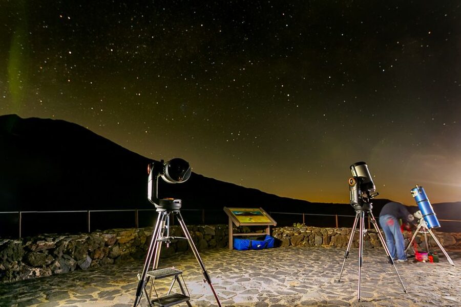 Teide National Park: Sunset & Stargazing Safari with Dinner - Who should book this evening