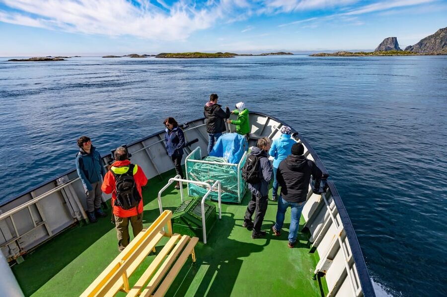 The Bird Safari Tour - Boarding the boat in Gjesvær