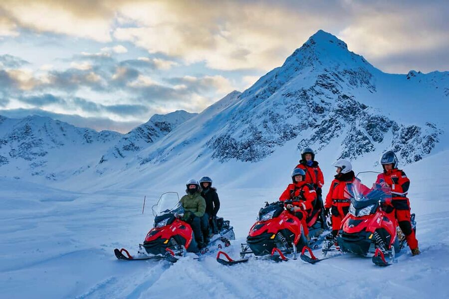 Tromsø: Snowmobile Safari with Aurora Crystal Lavvo Stay - An overnight in a wood-heated Crystal Lavvo
